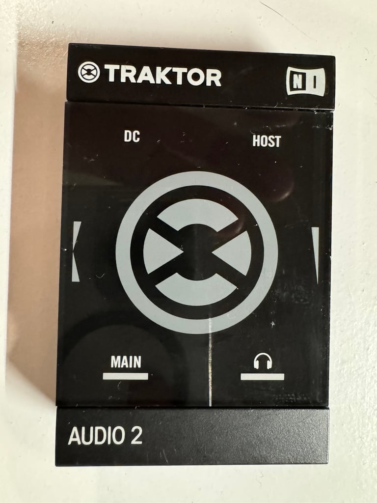 Native Instruments Traktor Audio 2 Mk2