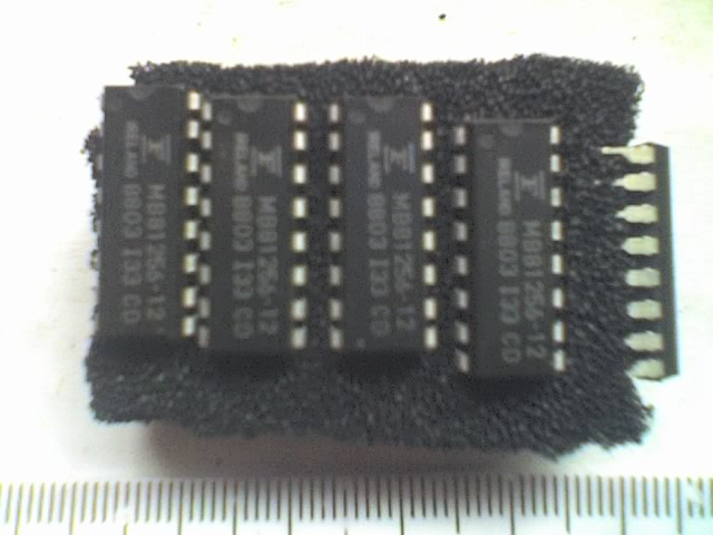 9 x FUJITSU MB81256-12 256K x 1 DRAM para memoria de microcomputadora vintage – FUNCIONANDO